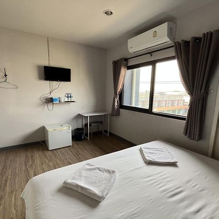 Blue26 Otel Ban Wat Sala Daeng Dış mekan fotoğraf