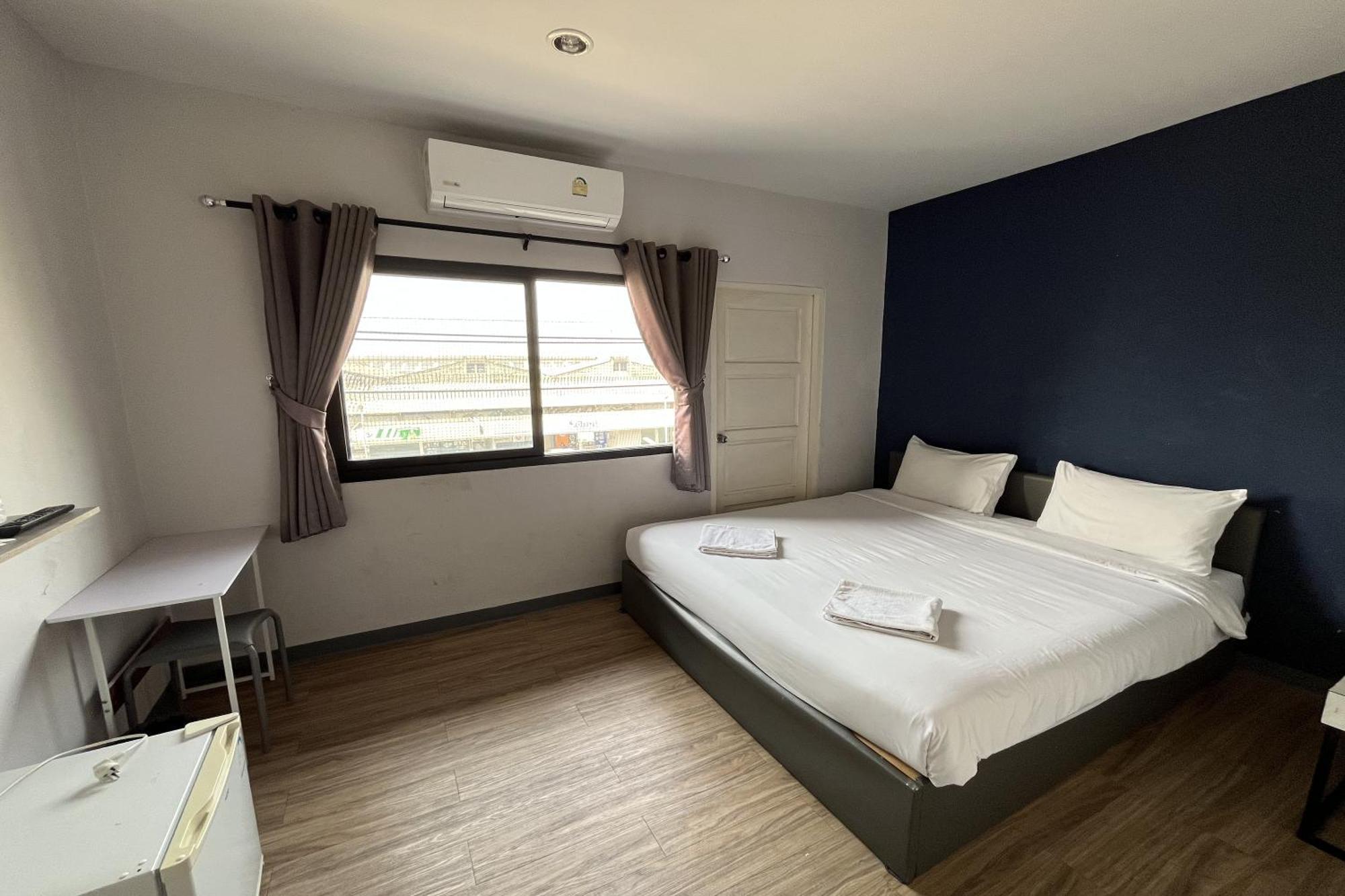 Blue26 Otel Ban Wat Sala Daeng Dış mekan fotoğraf