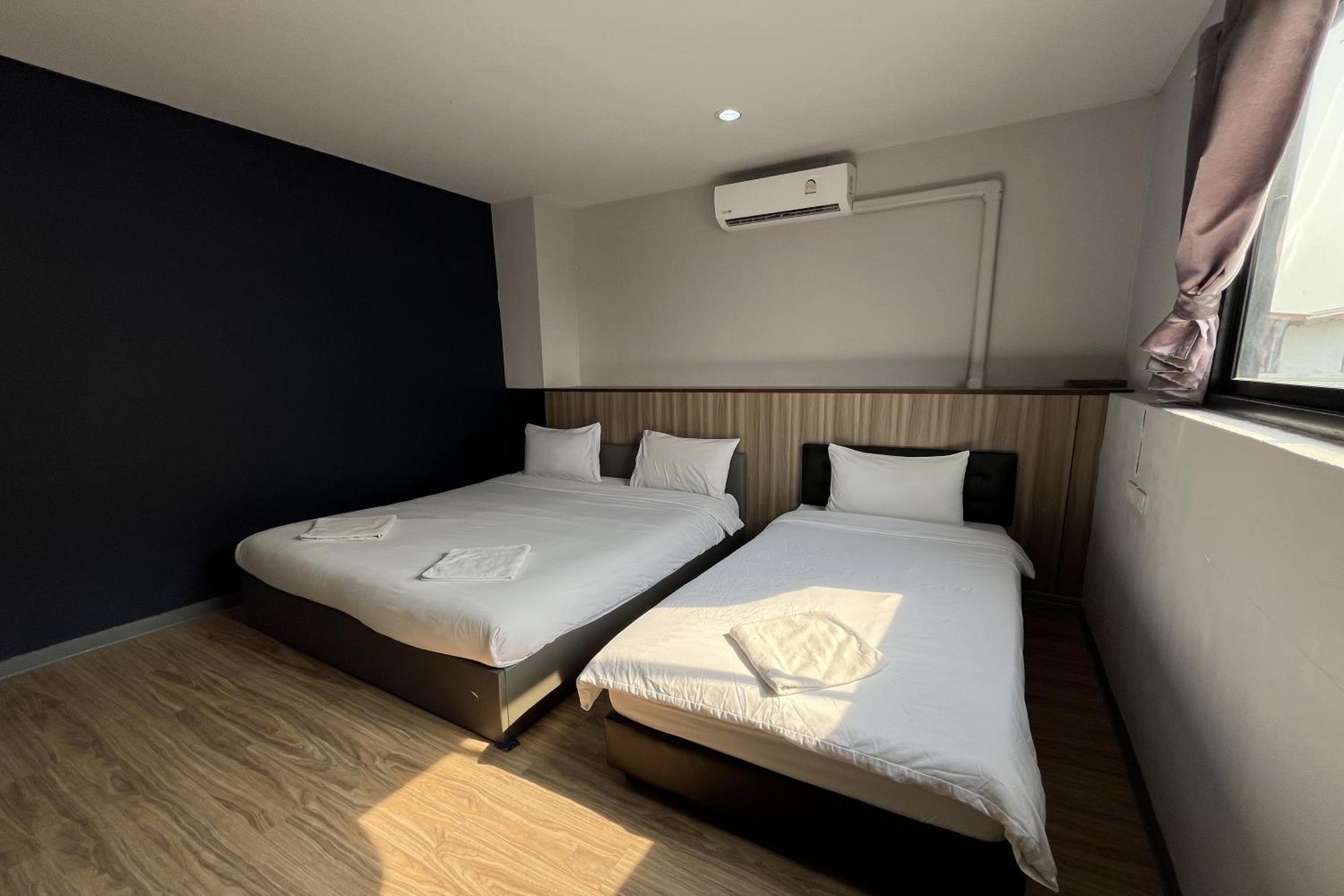 Blue26 Otel Ban Wat Sala Daeng Dış mekan fotoğraf