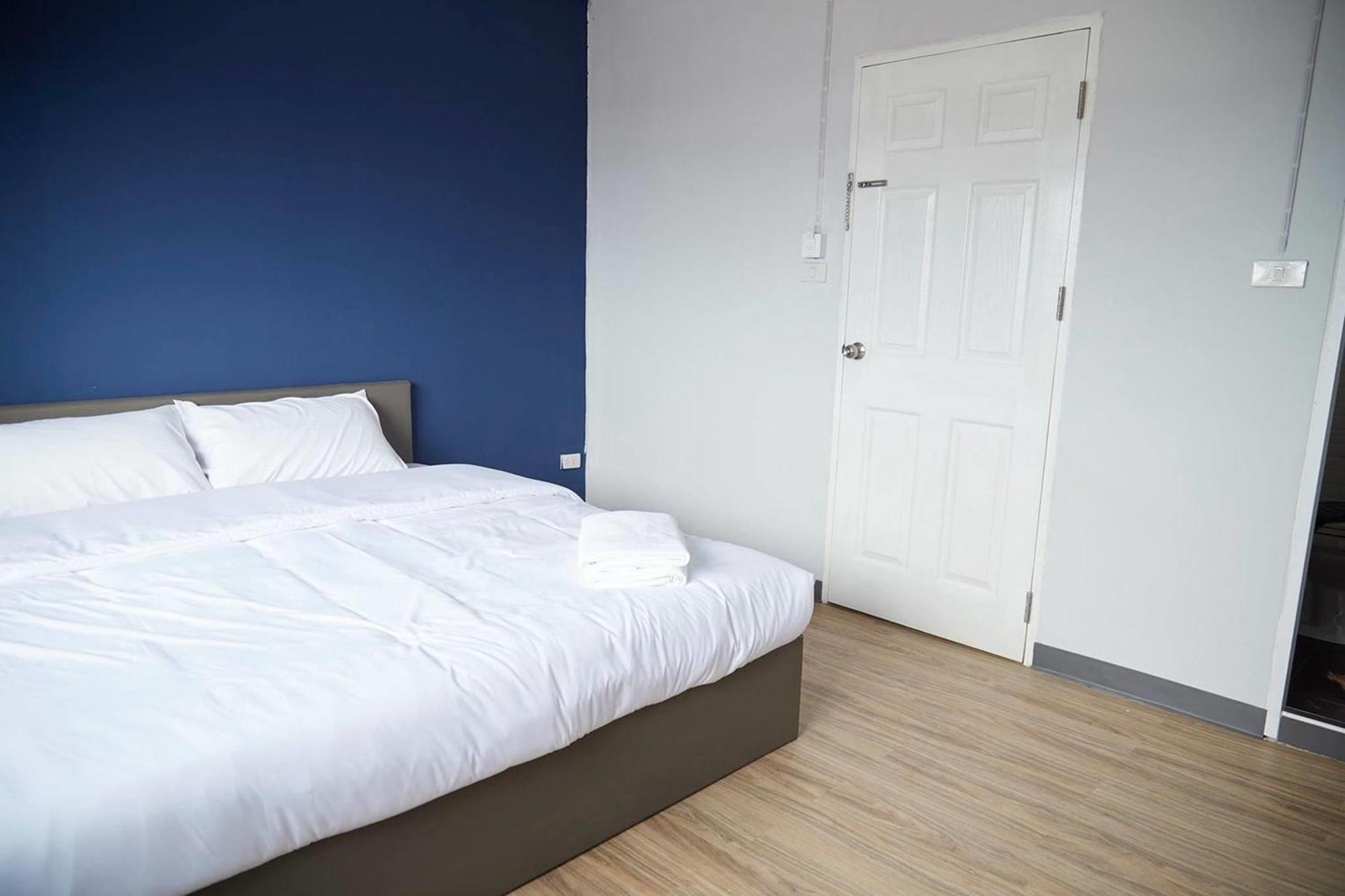 Blue26 Otel Ban Wat Sala Daeng Dış mekan fotoğraf